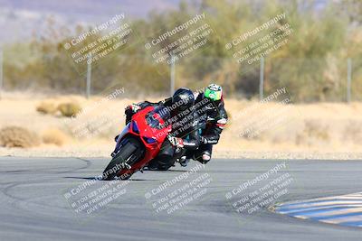 media/Jan-09-2022-SoCal Trackdays (Sun) [[2b1fec8404]]/Turn 6 (1035am)/